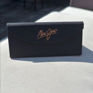 Maui Jim Black Sunglasses Holder